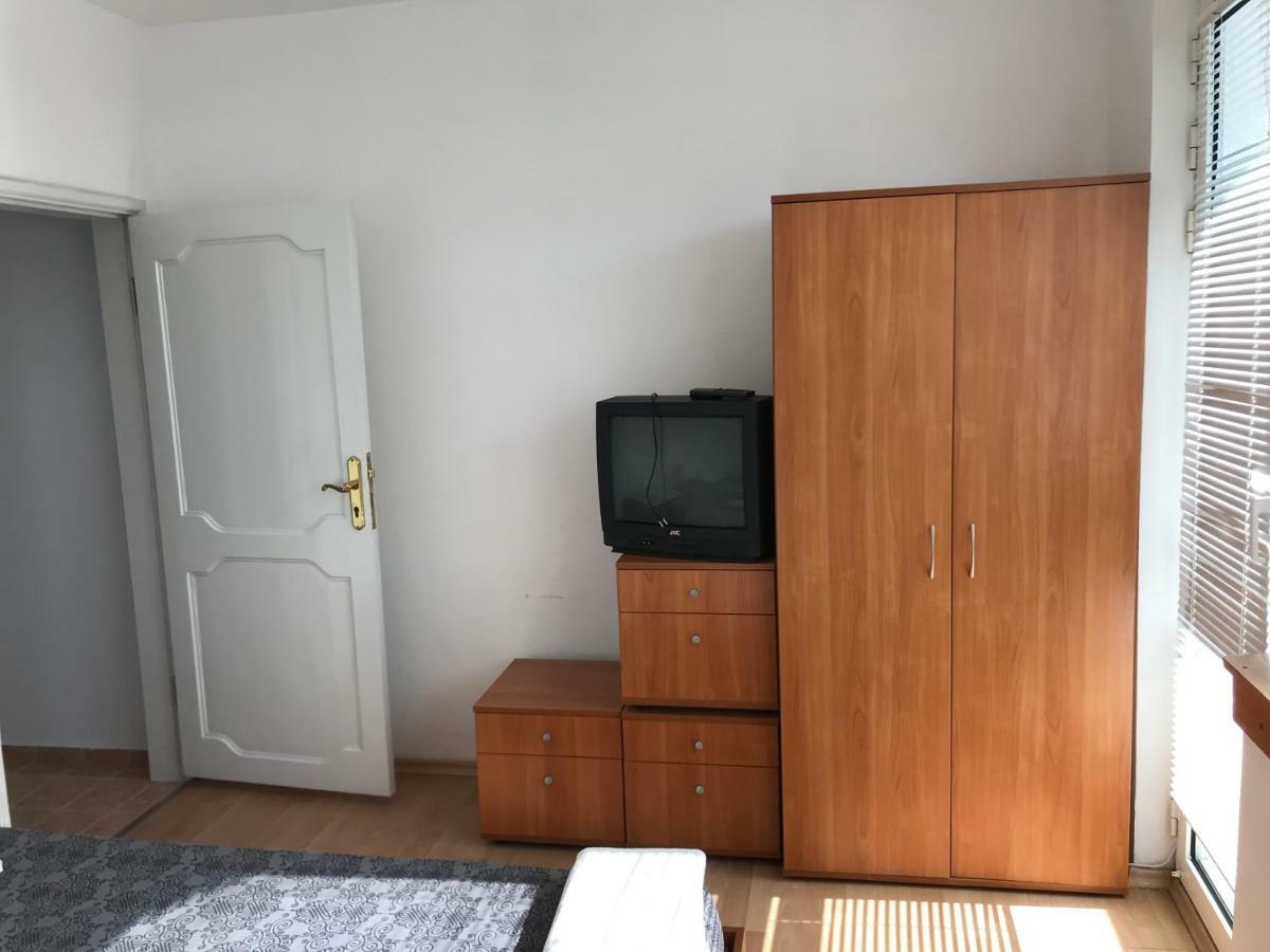 Milena'S House Hotel Burgas Bagian luar foto
