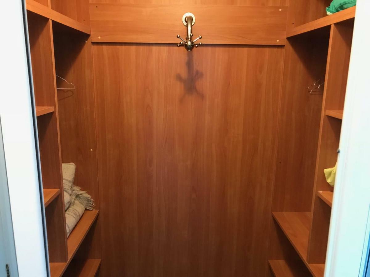Milena'S House Hotel Burgas Bagian luar foto